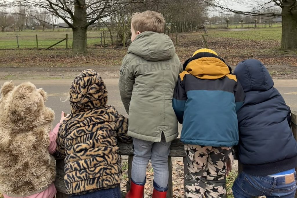 Hoeveel uur kinderopvang is er per dag?